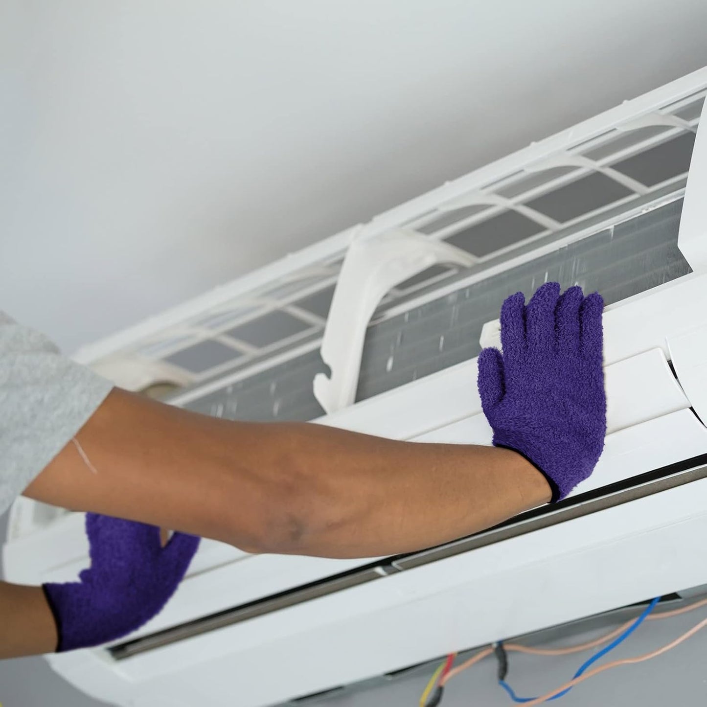 Patelai 3 Pairs Microfiber Plant Dusting Gloves Leaf Cleaning Gloves for Indoor Plants, Blinds, Furniture, House(Medium,Purple, Blue, Rose Red)