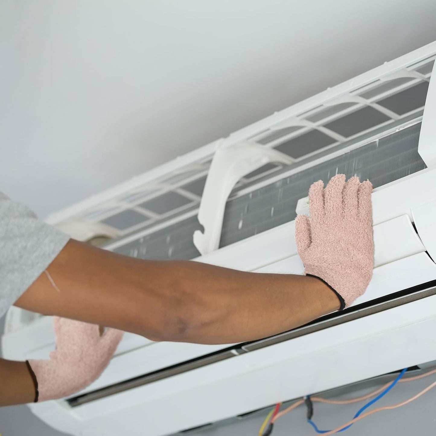 Patelai 3 Pairs Microfiber Plant Dusting Gloves Leaf Cleaning Gloves for Indoor Plants, Blinds, Furniture, House (Small,Pink, Nude, White)