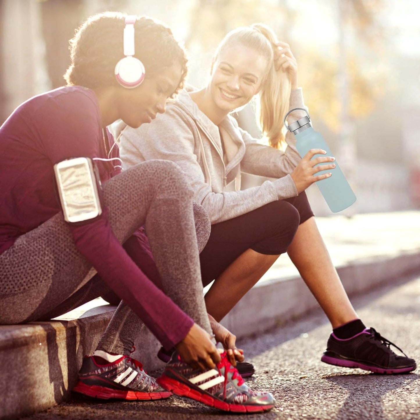 Neihepal 20 oz Insulated Water Bottles Bulk 4 Pack,Stainless Steel Double Wall Sport Bottle with Lid of Handle,Metal Reusable Thermoses Flask for School,Cyclists,Hikers,Gift (Mix,Set of 4)