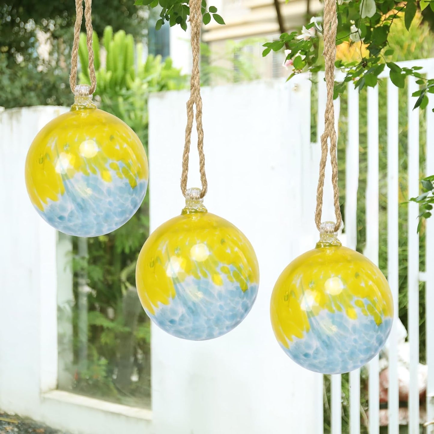 VCUTEKA Hanging Garden Gazing Ball, Hand-Blown Glass Witch Ball for Outdoor Garden Décor, 6" Blue Yellow Swirl