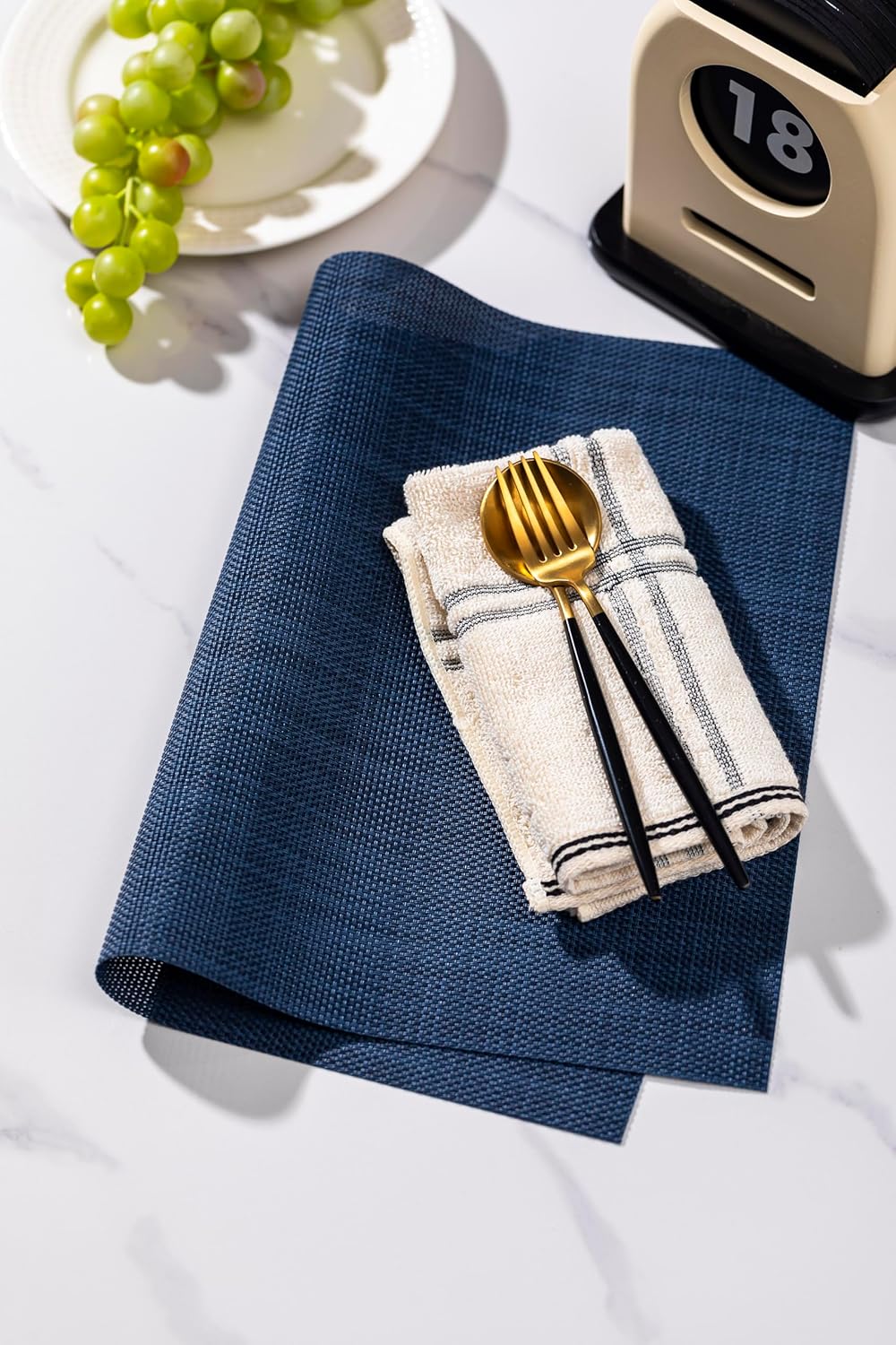 LEXMORE Placemats Set of 8 Vinyl/Plastic Woven Place Mats for Kitchen Table Indoor/Outdoor Washable Placemat Wipeable Dining Table Mats(Navy Blue)