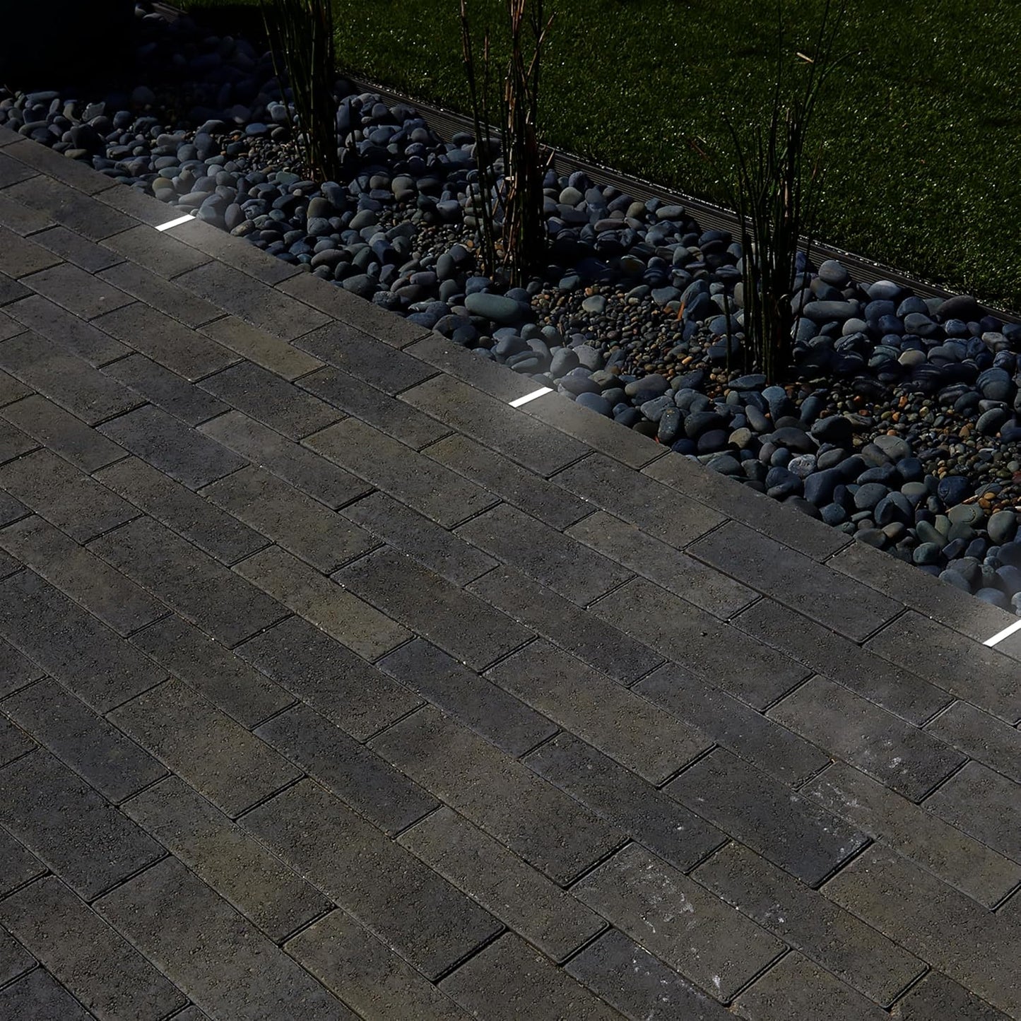 LUMENGY Paver Light Slim 0.5x6 Inch Glare-Free Brick Lighting for Pavers, Walls, Driveway, Pathway & Garden, 5000K 12V Waterproof, Drive-Over Rated