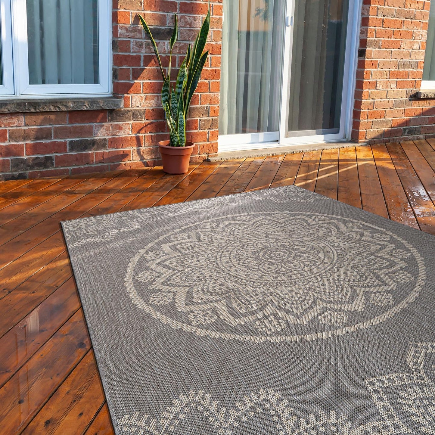 CAMILSON Outdoor Rug 10x14 Modern Area Rugs for Large Indoor and Outdoor Patios and Porches - Waterproof Washable Non-Shedding Easy-to-Clean Outside Carpet (10 x 14, Medallion - Grey/White)