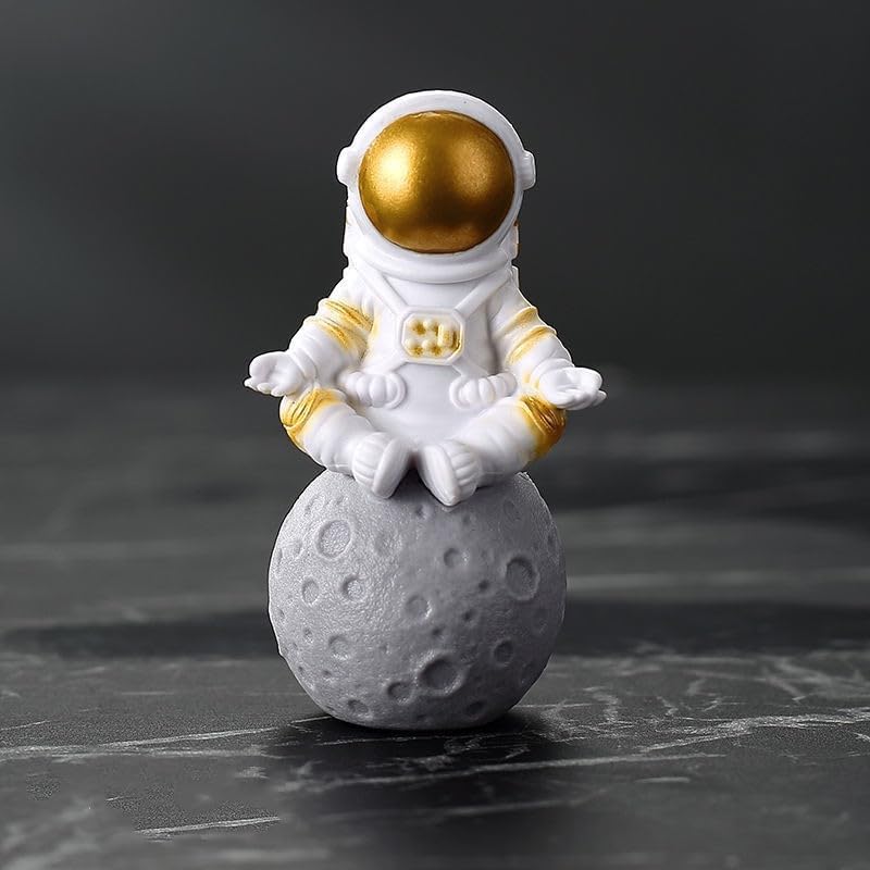 4 Pcs Gold White Astronaut Statues Set, Spaceman Sculpture Figurines Home Ornament Cake Toppers Gift