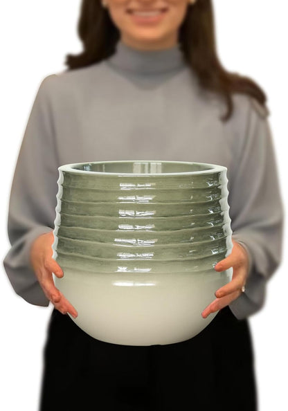 10.8" H Resin Tall Planters for Outdoor Plants, Modern Emerald Round Tapered Plastic Flower Pot for Outdoor and Indoor Plants, Large Plant Pot with Drainage Holes and Rubber Plug for Home Garden Patio