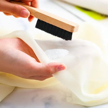 3 Pcs Laundry Stain Brush Soft Bristle Brush Velvet Furniture with Wooden Handle Stain Tool for Household Cleaning Carpet Furniture Laundry Supplies