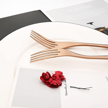 24-Piece Copper Flatware, Mirror 18/10 Stainless Steel Modern & Luxury Dinnerware Set With Serrated Steak Knife Teaspoon For Daily Use or Dinner Party Restaurant - Service For 4