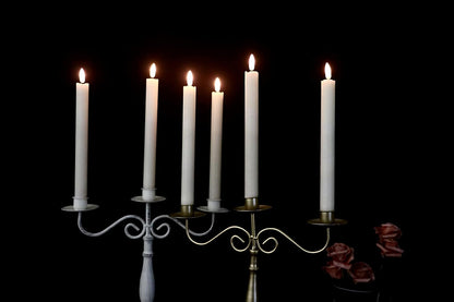 GenSwin Flameless White Taper Candles Flickering with 10-Key Remote, Battery Operated Led Warm 3D Wick Light Window Candles Real Wax Pack of 6, Christmas Home Wedding Decor(0.78 X 9.64 Inch)