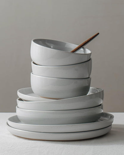 Famiware Milkyway Stoneware Dinnerware Sets with Pasta Bowls, Service for 4 (16 Pieces), Plates and Bowls Sets -Scratch Resistant, Microwave and Dishwasher Safe Dishes Set, Light Gray