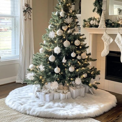 AOGU 30 Inch Faux Fur Christmas Tree Skirt White Plush Skirt for Merry Christmas Party Christmas Tree Decoration