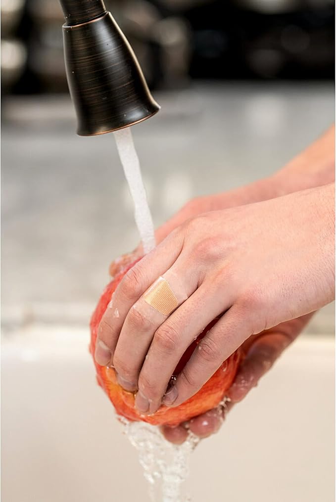 Nexcare Waterproof Clear Bandages, Covers And Protects, Assorted Sizes, 3 Packs, 150 Count