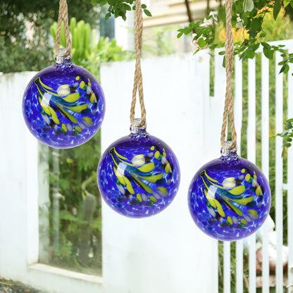 VCUTEKA Hanging Garden Gazing Ball, Hand-Blown Glass Witch Ball for Outdoor Garden Décor, 6" Blue Swirl