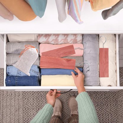 Homode Cedar Blocks, Cedar Hang Ups for Clothes Storage, Cedar Sachets for for Closets and Drawers, Fresh Scent Ceder Wood, 18 Pack