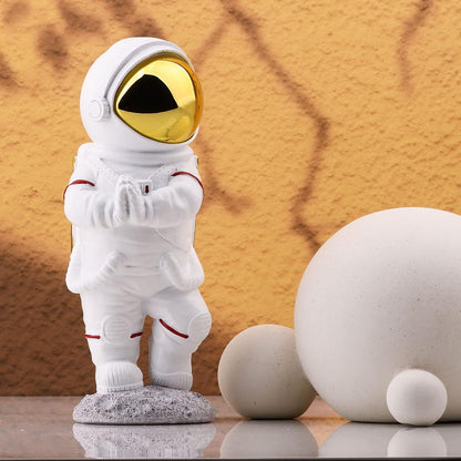 Astronaut Figurine Statue,Outer Space Room Decor,Astronaut Decor,Kung Fu Astronaut Figure Sculpture for Desktop Tabletop Decor, Resin Spaceman Planet Desk Ornament for Outer Space Themed Bedroom Decor