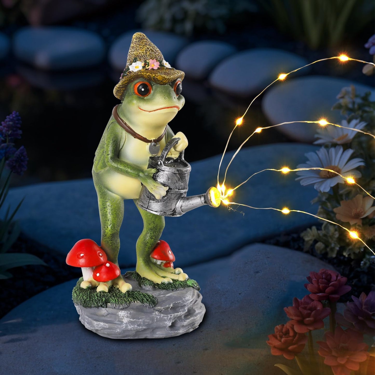 Solar Frog Statue for Garden with Watering Can Light 8.8" Resin Frog Figurine Outdoor Patio Porch Yard Decor Unique Birthday Housewarming Gifts for Women Mom Grandma Wife Sister