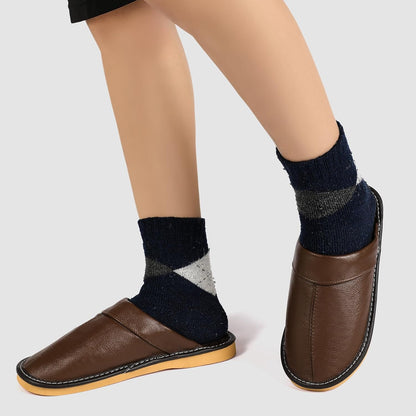 Slippers for Women Men, Genuine Leather Slippers Indoor Outdoor, Fuzzy Bedroom House Shoes for Women Men, Plush Lining Womens Sandals Slip-on