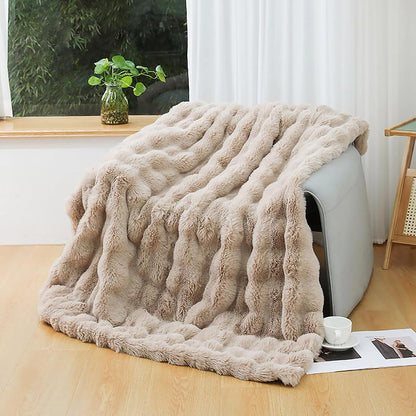 UKELER Faux Fur Throw Blanket Plush Thick Fleece Blanket Fluffy Cozy Soft Warm Blankets Throws for Bed, Couch, Sofa, Office, Camping 50''x60'' Camel