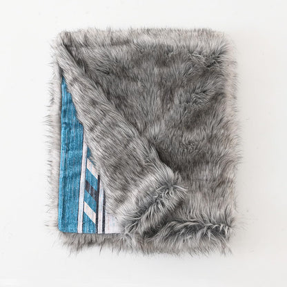 Luxury Plush Faux Fur Throw Blanket with Aztec Pattern, Super Warm, Fuzzy, Elegant, Fluffy Decoration Blanket for Couch, Armchair, Sofa and Bed, 60''x 80'', Teal