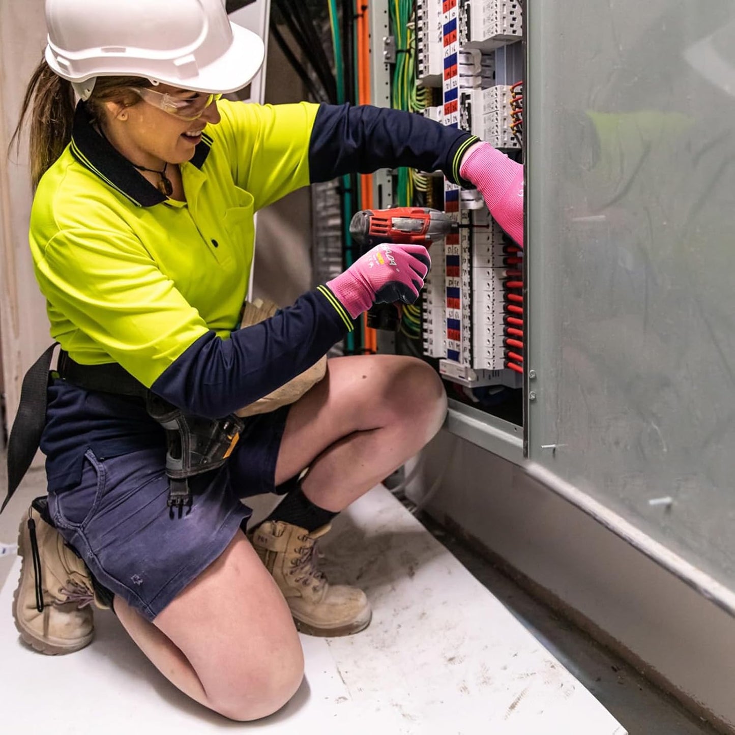 Kebada W1 Work Gloves Women, PU Coated Safety Gloves with Grip, Touchscreen, Ideal for Warehouse Package Handling, Construction, Gardening, Pink Large