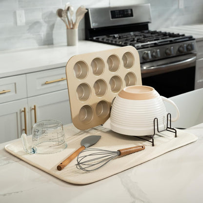 S&T INC. Dish Drying Mat XL, 18” x 24”, Absorbent Microfiber Kitchen Counter Mat, Drying Pad for Dishes, Utensils, Pots and Pans, Extra Large, Diamond Texture, Cream