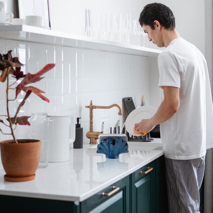 Ceramic Sponge Holder,Sponge Holder for Kitchen Sink,Compact Sink Caddy Organizer-Scouring Pad and Dish Sponge Holders,Farmhouse Kitchens Decor Cute Kitchen Gadgets Accessories(White)