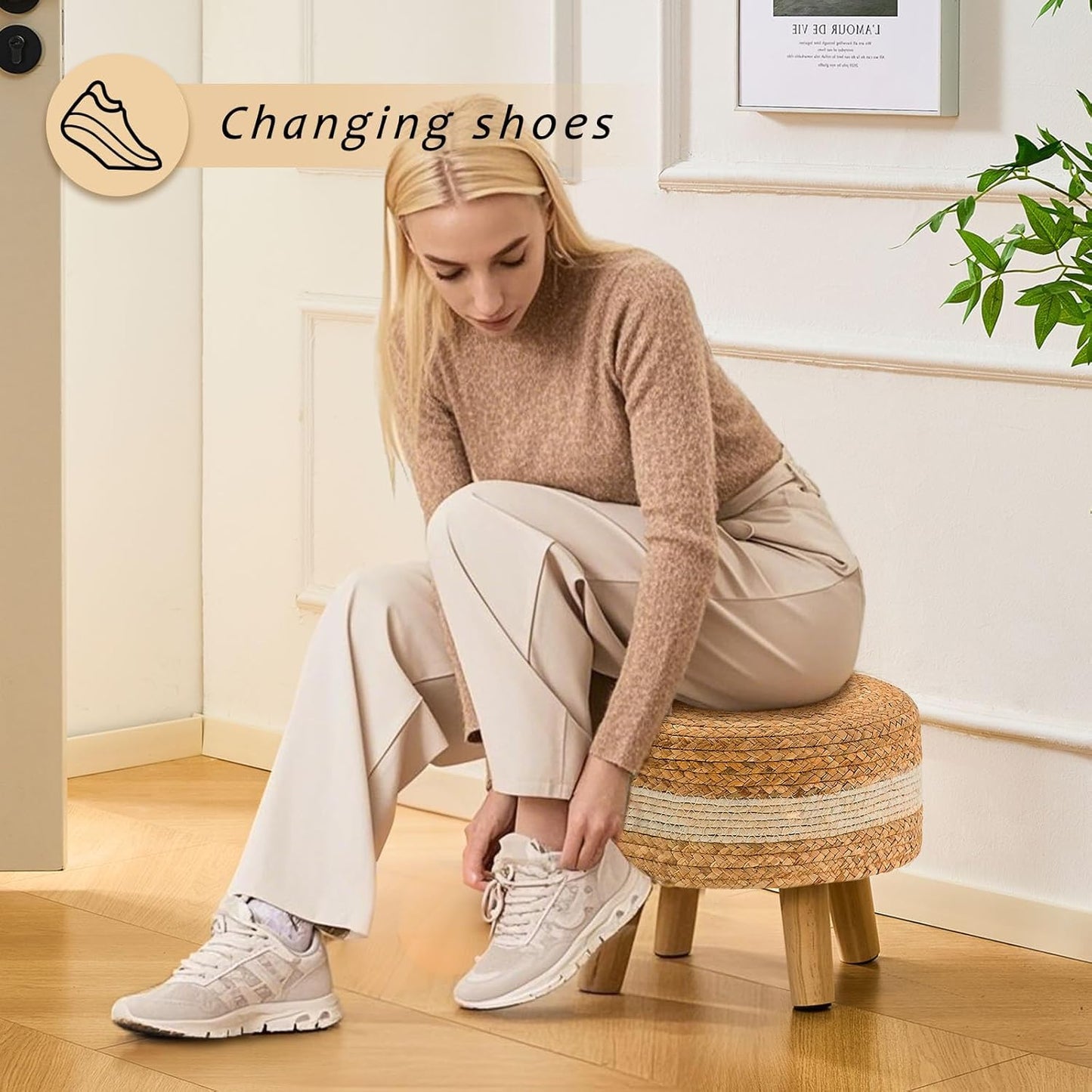 Handwoven Round Ottoman, Natural Water Hyacinth Outdoor Patio Pouf Seagrass Low Stool with Wood Legs, Soft Padded Footrest for Living Room Bedroom Garden, White