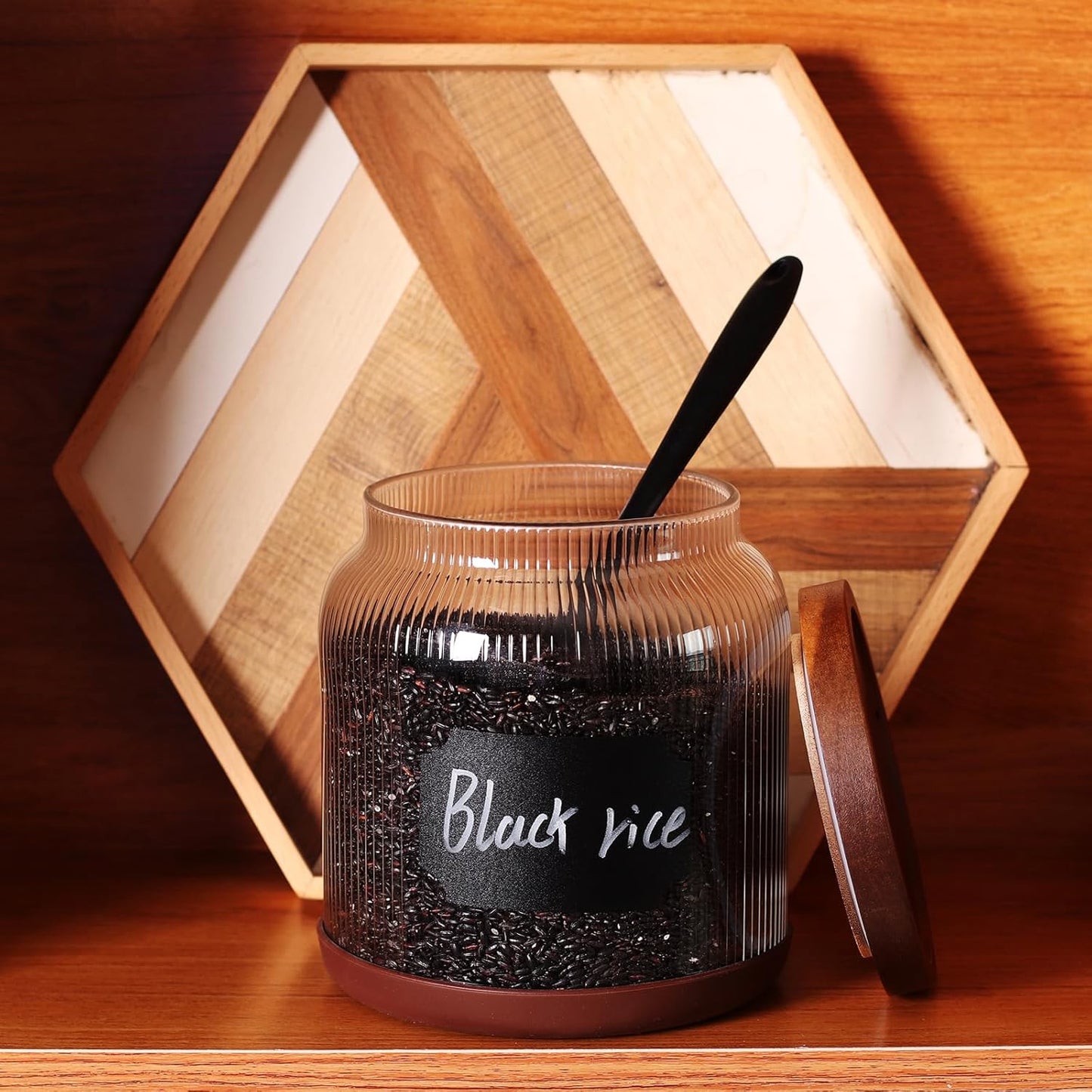 SAIOOL 2-Pack Striped Borosilicate Glass Airtight Canisters - Big mouth Large Capacity, Acacia Wood Lid, Food Storage Jars for Flour, Pasta, Pantry Organization (1/2 Gallon （Striped 2 pack）)