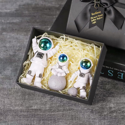 Gradient Astronaut Statues Set of 3, Space Theme Nursery Shelf Classroom Desk Decor Cake Toppers