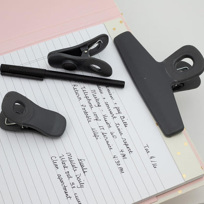 COOK WITH COLOR Bag Clips, Heavy Duty Chip Clip and Refrigerator Magnet Clips for Food Storage with Air Tight Seal Grip for Snack Bags and Food Bags (Grey, Pack of 8)