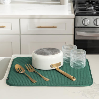 S&T INC. Dish Drying Mat, 16” x 18”, Absorbent Microfiber Kitchen Counter Mat, Drying Pad for Dishes, Utensils, Pots and Pans, Large, Diamond Texture, Emerald Green