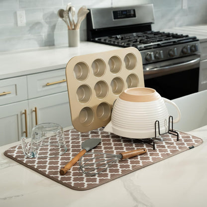 S&T INC. Dish Drying Mat XL, 18” x 24”, Absorbent Microfiber Kitchen Counter Mat, Dish Drying Pad for Dishes, Utensils, Pots and Pans, Extra Large, Taupe Trellis