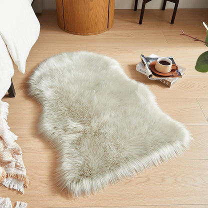 AMTOVO Faux Fur Rug, Light Grey Small Area Rug, Fluffy Sheepskin Rug, Fuzzy Ultra Soft 2 x 3 ft Shag Rugs for Bedroom Sofa Throw Cushion Room Decor, Sheepskin
