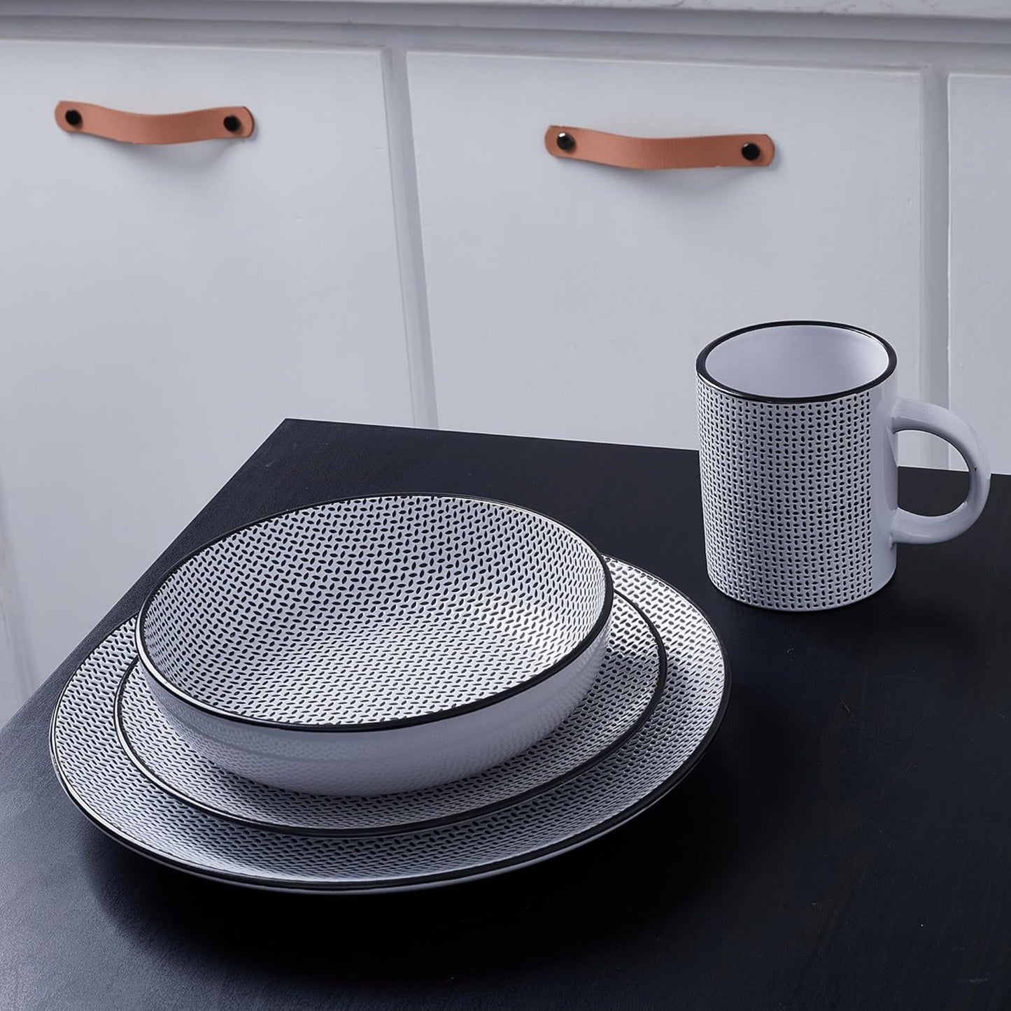 Stone Lain Daisy Stoneware 32-piece Round Dinnerware Set, Daisy - White and Black