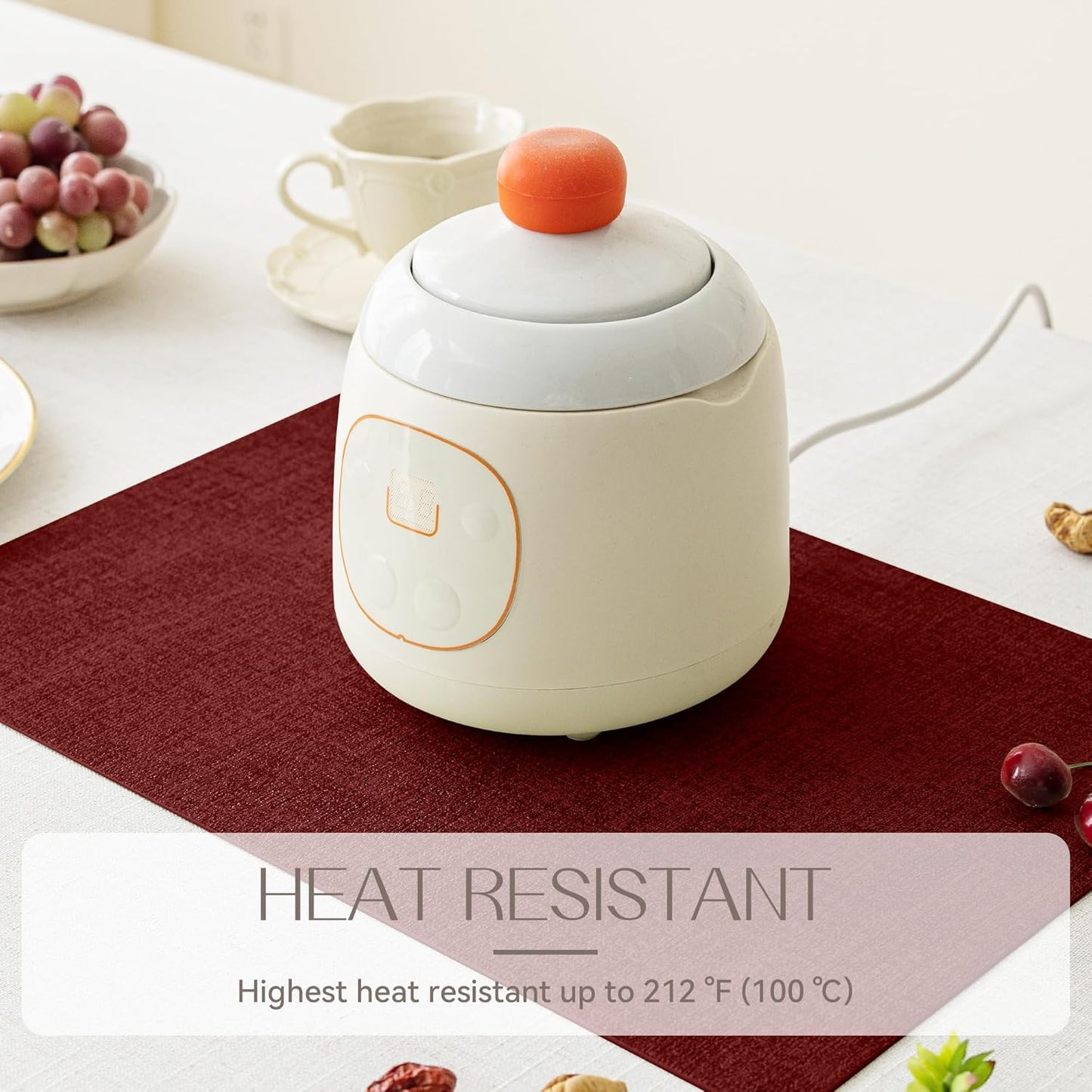 Romanstile Vinyl Placemats Set of 4-12 X 18 Inch - Heat Resistant Place Mats 100% Waterproof Oilproof Wipeable Reversible Faux Leather Table Mats for Kitchen/Dining/Party/Outdoor, Red