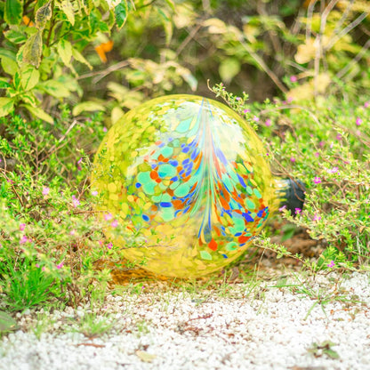 VCUTEKA Gazing Ball, Glass Gazing Balls Sphere for Garden Lawn Outdoor Ornament Yard Decorative, Yellow Swirl, 10"