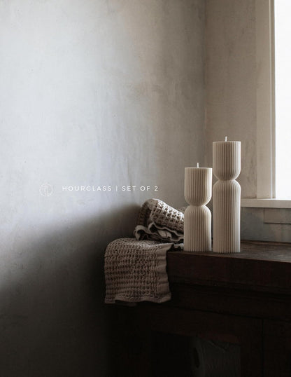LAWA Hourglass Pillar Candle - Large Beautiful Handmade Pillar Scented Soy Wax Elegant Bubble Aesthetic Candle Housewarming Gift Home Room Shelf Decor Idea - White (Set of 2)