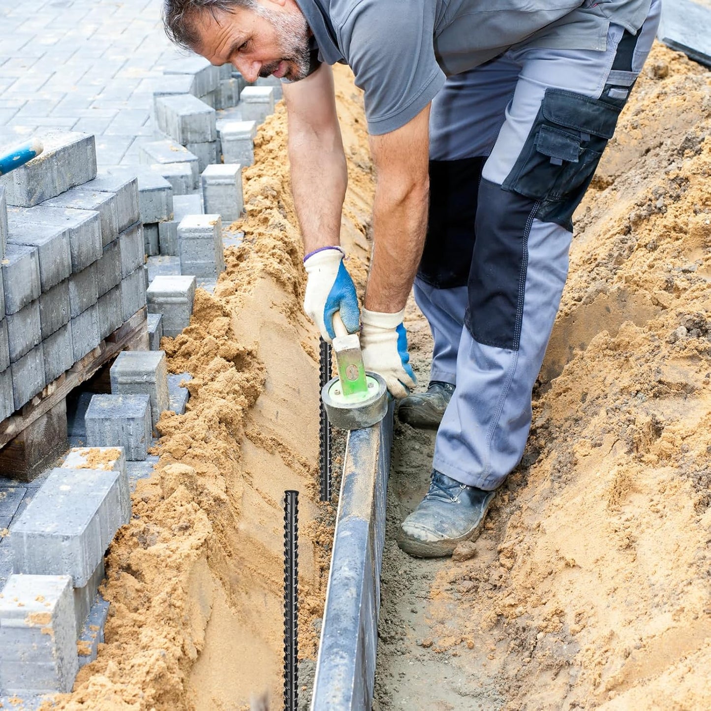 24 Inches Straight Rebar Stakes(20-Pack), 1/2" Diameter Steel Metal Stakes for Garden with Chisel Point End Heavy Duty Ground Anchors for Landscape, Concrete Form, Camping & Trapping Black