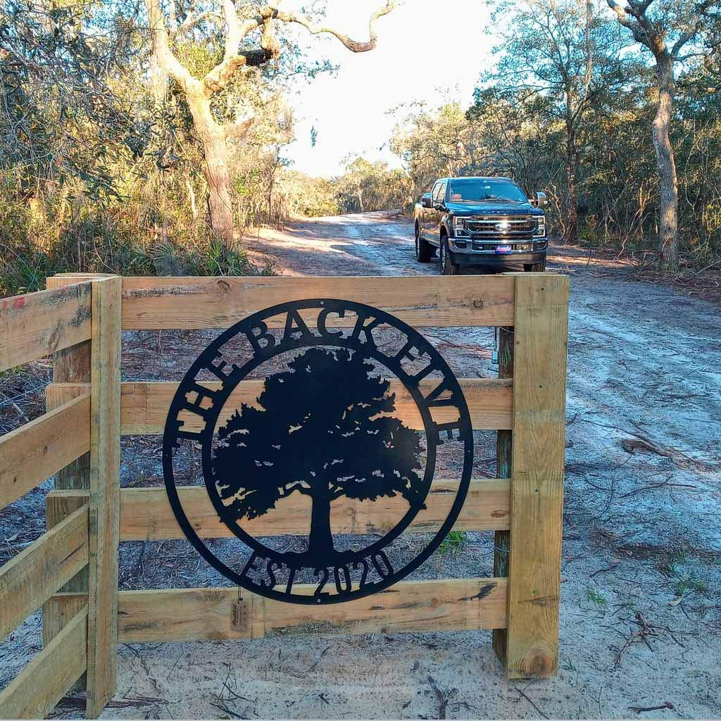 RealSteel, Tree of Life, Oak Tree Family Monogram, Custom Metal Signs, Personalized Wall Art, Split Letter Monogram, Metal Wall Decor, Last Name Sign, Family Name Sign, Dad Gift, Outdoor Garden Decor