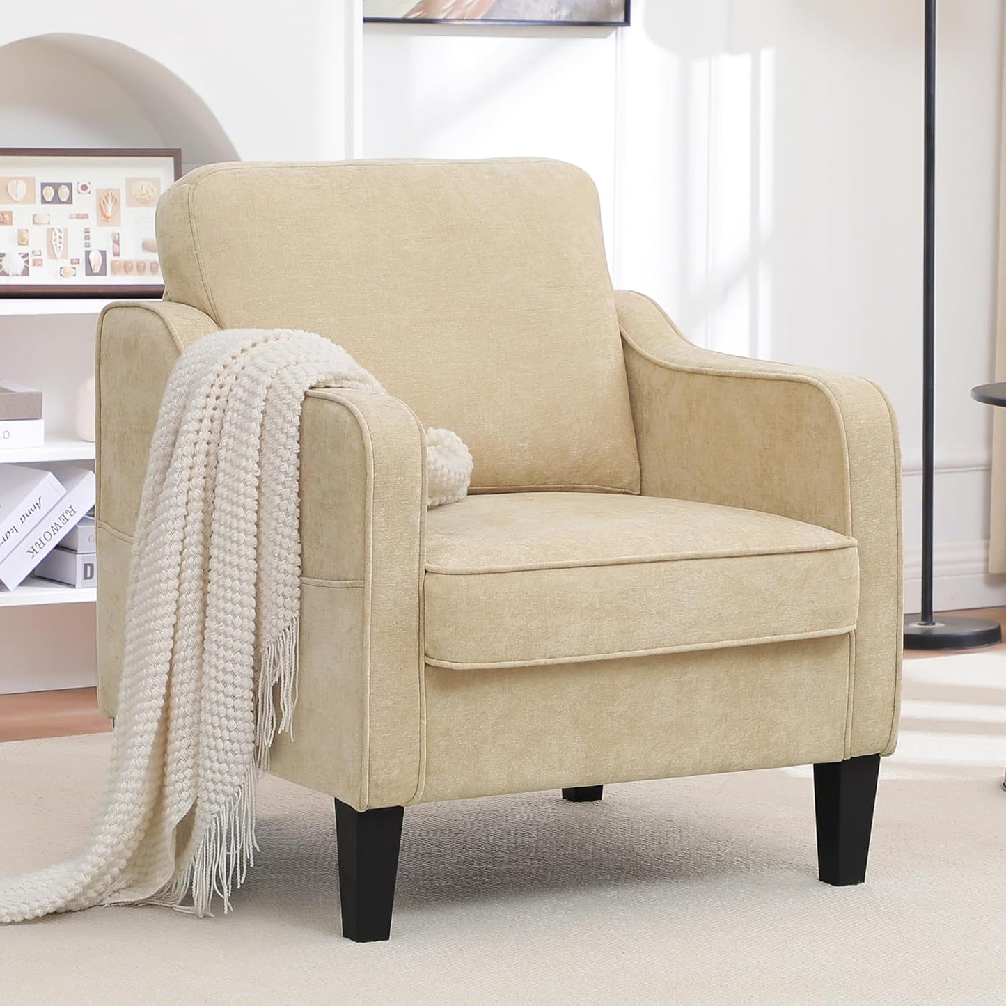 Accent Chair for Living Room, Mid Century Modern Reading Chair for Bedroom, Upholstered Armchair with Side Pockets, Comfy Single Sofa Side Chair for Office, Apartment, Small Room, Light Brown