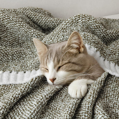 MIULEE Super Soft Throw Blanket for Couch, Olive Green Cozy Fluffy Warm Blankets Lightweight Knit Throw Blankets for Sofa, Bed, Chair, Living Room, Camping, Picnic, 50 x 60 inch