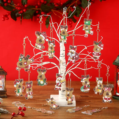 Tondiamo 20 Pcs Christmas Diamond Painting Keychain Kits 5D DIY Diamond Art Pendants Double Sided Hanging Key Chains for Christmas Party Decoration DIY(Deer Style)
