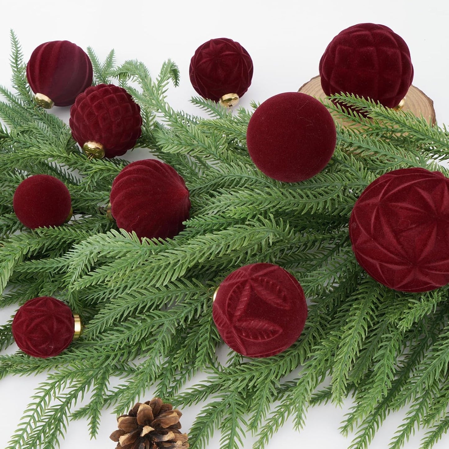 46PCS Velvet Christmas Ball Ornaments Set, Flocked Shatterproof Xmas Tree Decor, Assorted Hanging Ornaments with Loop for Holiday Home Decor, Christmas Tree, Mantel, Party Decoration (Red)