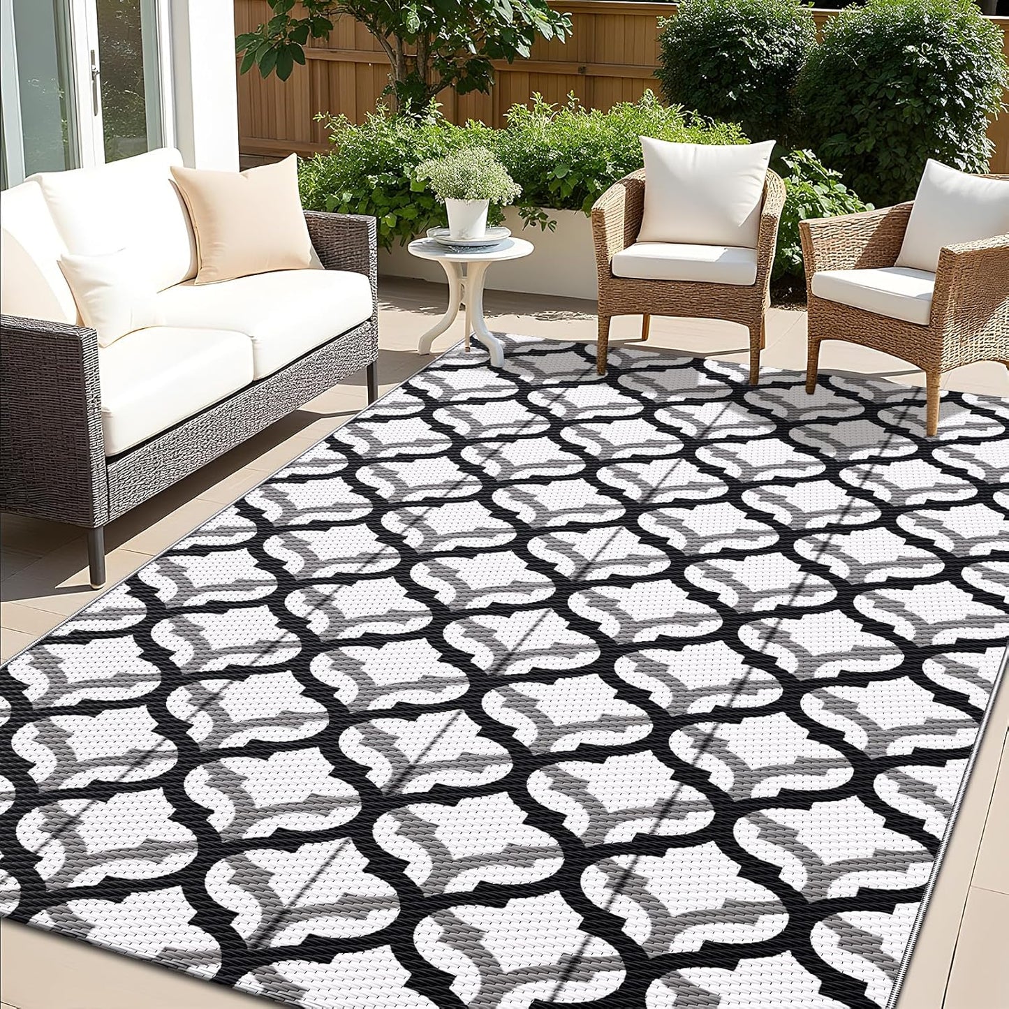 OLANLY Reversible Outdoor Rug 5x8 ft Clearance, Waterproof Outdoor Plastic Straw Rug with Interlacing Pattern, RV Mat for Patio, Camping, Balcony, Deck, Backyard, Black & White