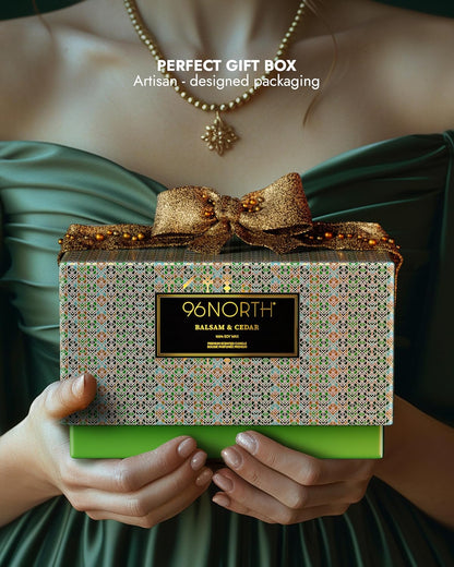 96NORTH Luxury Candle Balsam & Cedar Scented | Large 3-Wick Jar Candle | Up to 40 Hours Burning Time | 100% Natural Soy Wax | Ideal Christmas Candles Gift