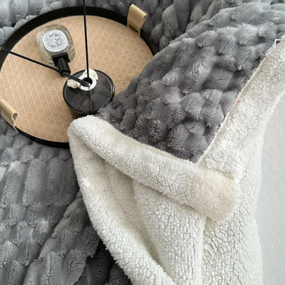 UKELER Off White Sherpa Throw Blankets 60 × 80 inch, 470 GSM Striped Sherpa Fleece Blanket for All Season, Warm and Cozy Blanket for Couch Sofa Bed Office Camping