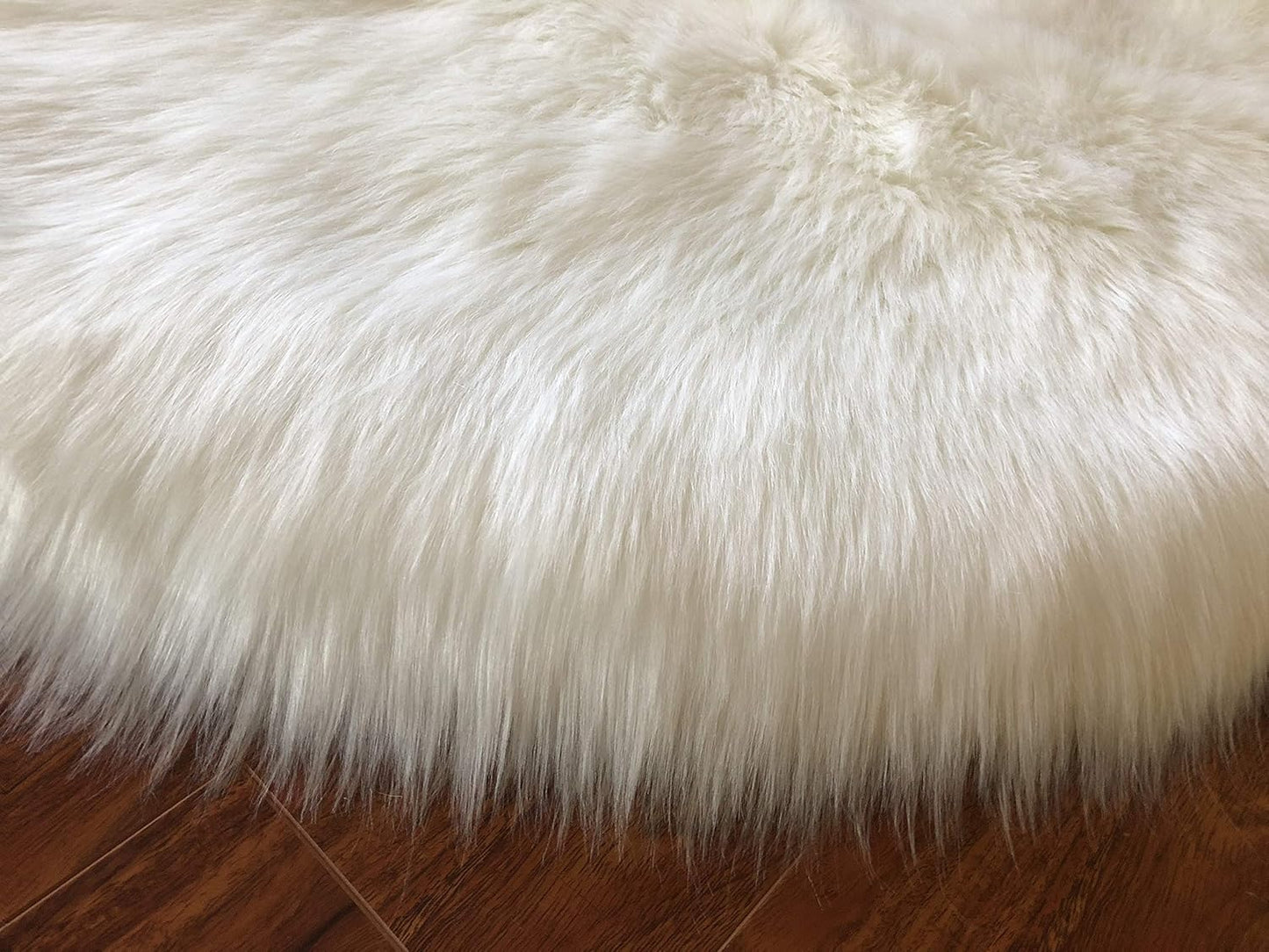 LAMBZY Faux Sheepskin Hypoallergenic Free Shape Silky Shag Rug, Luxury Shaggy Silky Plush Carpet for Bedrooms Rugs Living Room Kids Rooms Floor Rugs (Duo Decto 12 Pelts 6'x12', White)