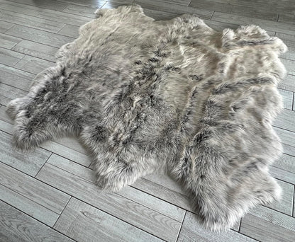 LAMBZY Faux Sheepskin Super Soft Hypoallergenic Free Shape Silky Shag Rug, Luxury Shaggy Silky Plush Carpet for Bedrooms Living Kids Room Sofa Rugs (Brown with Beige Tips, Sexto 6 Pelts 6'x6')