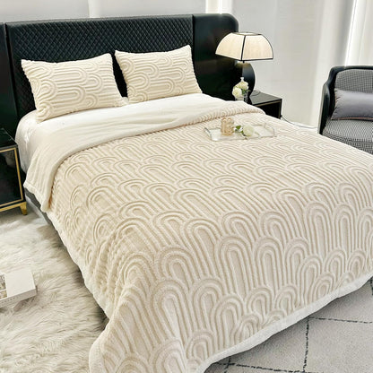 UKELER Sherpa Bed Blanket 80 × 90 inch, Ultra Soft Queen Size Throw Blanket for All Season, Cozy Plush Arch Fleece Blankets for Bedroom Living Room Dorm Hostel Sofa Camping, Off-White