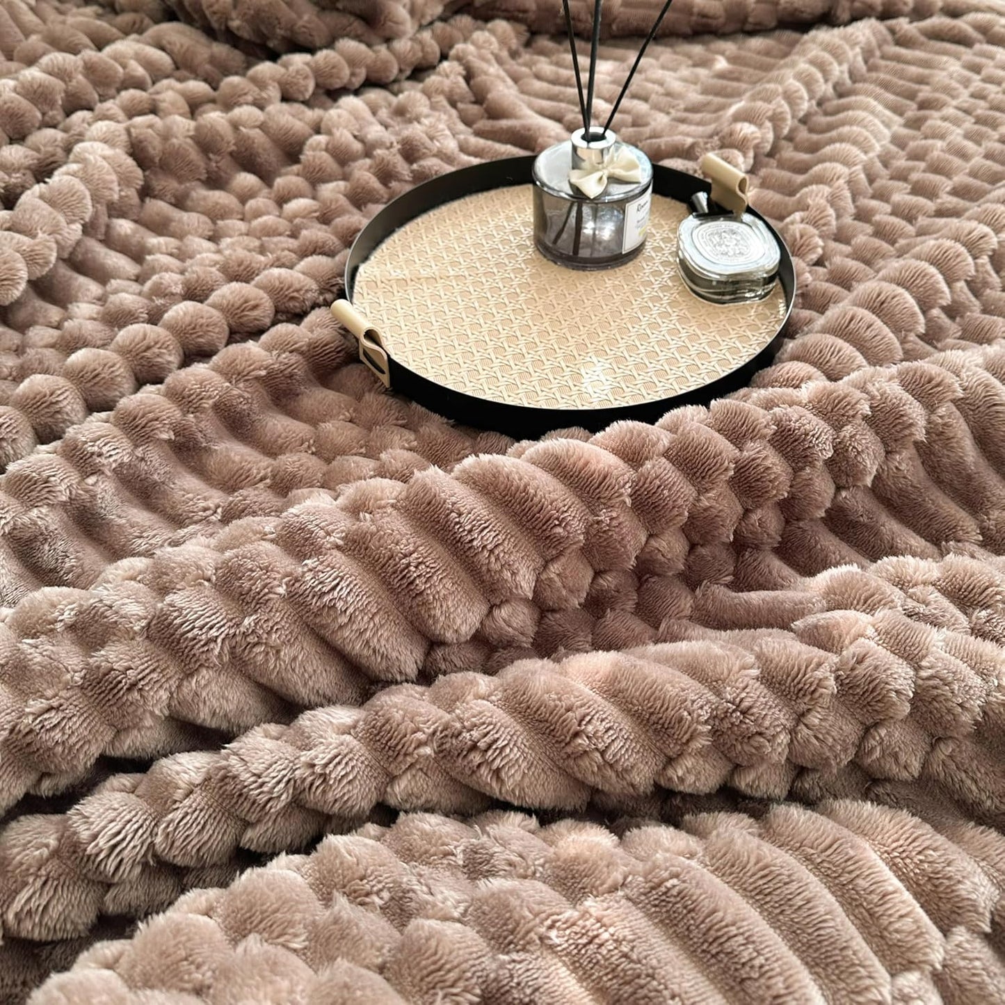 UKELER Sherpa Throw Blanket 60 × 80 inch, 470 GSM Striped Sherpa Fleece Blankets for All Season, Warm and Cozy Blanket for Couch Sofa Bed Office Camping, Coffee