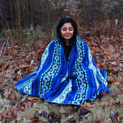 Inca Aztec Throw, Queen, King Blanket | Southwest Indian Navajo Boho Style | Native Cover for Camping, Bedding, Couch, Vanlife | Faux Alpaca, Lightweight, Hypoallergenic (Teal, Queen)